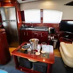 Barco No Coracao Da - Iate De 5 Estrelas ספינת מלון *