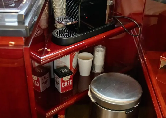 Barco No Coracao Da - Iate De 5 Estrelas