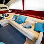 Barco No Coracao Da - Iate De 5 Estrelas Båthotell