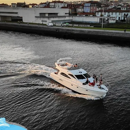Barco No Coracao Da - Iate De 5 Estrelas 보트호텔 비아나도카스텔로