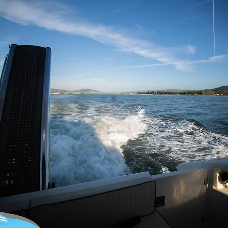 Botel Barco No Coracao Da - Iate De 5 Estrelas *