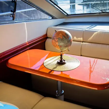 Botel Barco No Coracao Da - Iate De 5 Estrelas Viana do Castelo