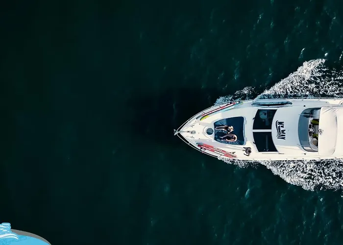 Botel Barco No Coracao Da - Iate De 5 Estrelas *